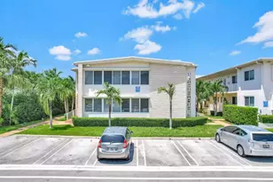 1025 94th St, Bay Harbor Islands, FL 33154 - Photo 13