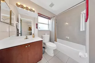 8906 SW 221st Terrace, Cutler Bay, FL 33190 - Photo 27