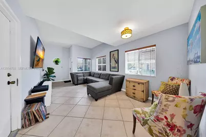 8906 SW 221st Ter, Cutler Bay, FL 33190 - Photo 5