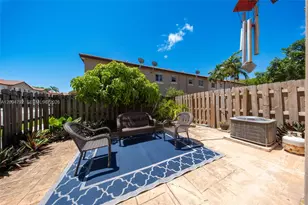 8906 SW 221st Terrace, Cutler Bay, FL 33190 - Photo 15