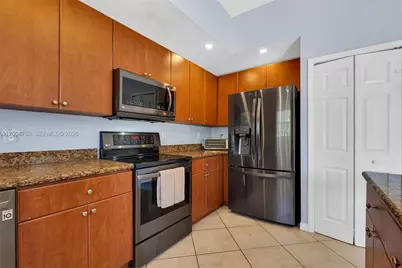 8906 SW 221st Ter, Cutler Bay, FL 33190 - Photo 11