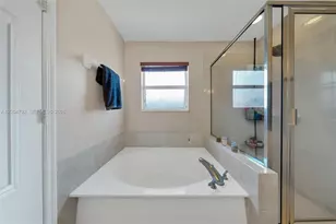 8906 SW 221st Terrace, Cutler Bay, FL 33190 - Photo 33