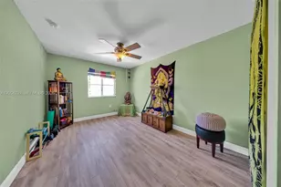 8906 SW 221st Terrace, Cutler Bay, FL 33190 - Photo 25