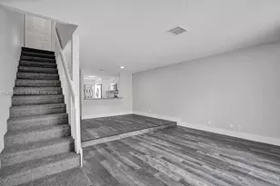 5084 S University Dr, Davie, FL 33328 - Photo 9
