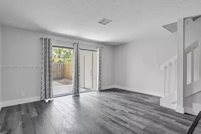 5084 S University Dr, Davie, FL 33328 - Photo 7