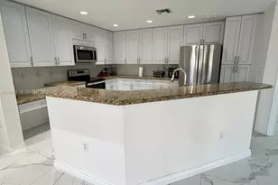 13840 NW 20th St, Pembroke Pines, FL 33028 - Photo 5