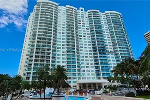 20201 E Country Club Dr, Aventura, FL 33180 - Photo 55