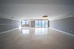 20201 E Country Club Dr, Aventura, FL 33180 - Photo 13