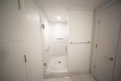 20201 E Country Club Dr #2806/07, Aventura, FL 33180 - Photo 27