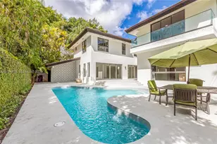 3900 S Douglas Rd, Coconut Grove, FL 33133 - Photo 3