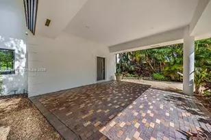 3900 S Douglas Rd, Coconut Grove, FL 33133 - Photo 27