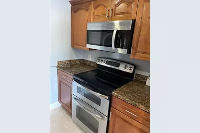 2415 NW 16th St Rd #102, Miami, FL 33125 - Photo 11