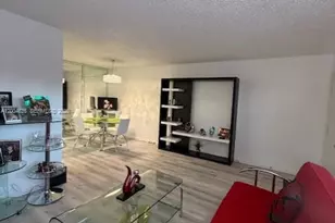 1401 SW 134th Way, Pembroke Pines, FL 33027 - Photo 5