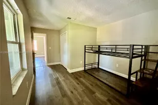504 Blackbird Ln, Other City - In The State Of Florida, FL 34759 - Photo 7