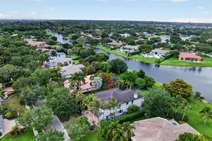 10161 N Lake Vista Cir, Davie, FL 33328 - Photo 41