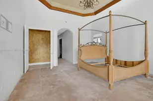 10161 N Lake Vista Cir, Davie, FL 33328 - Photo 17