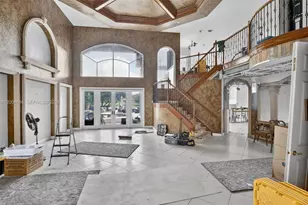 10161 N Lake Vista Cir, Davie, FL 33328 - Photo 5