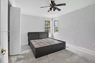 10161 N Lake Vista Cir, Davie, FL 33328 - Photo 25