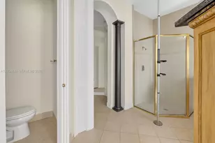 10161 N Lake Vista Cir, Davie, FL 33328 - Photo 23