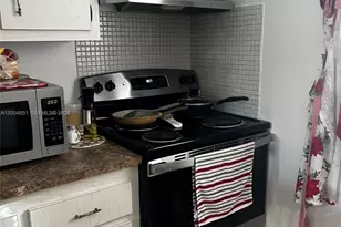 8103 Camino Real, Miami, FL 33143 - Photo 13