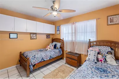 18910 NW 11th Ave, Miami Gardens, FL 33169 - Photo 21