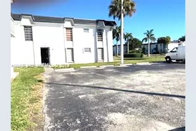 7256 SW 94 Pl #A4, Miami, FL 33173 - Photo 3
