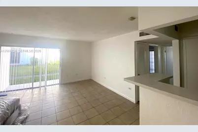 7256 SW 94 Pl #A4, Miami, FL 33173 - Photo 5