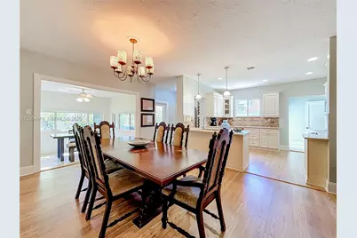 1029 Harrison St, Hollywood, FL 33019 - Photo 9
