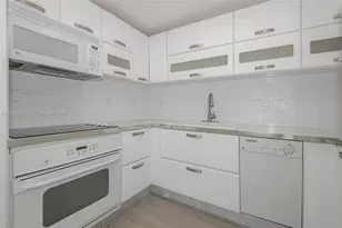 6580 Indian Creek Dr, Miami Beach, FL 33141 - Photo 3