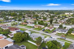 2125 NW 27th Ln, Fort Lauderdale, FL 33311 - Photo 39