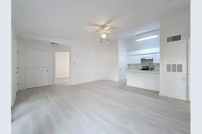 2225 Metropolitan Way #1225, Orlando, FL 32839 - Photo 5