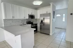 9465 SW 77th Ct, Miami, FL 33156 - Photo 11
