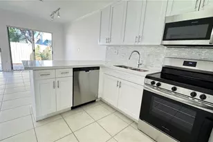 9465 SW 77th Ct, Miami, FL 33156 - Photo 15