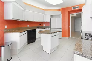 3802 NE 207th St, Aventura, FL 33180 - Photo 13