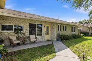 1200 Rowayton Cir, Wellington, FL 33414 - Photo 3
