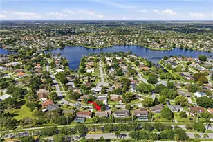 1200 Rowayton Cir, Wellington, FL 33414 - Photo 27