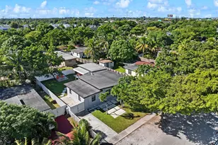 13840 NW 5th Ct, North Miami, FL 33168 - Photo 23