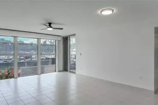 1700 NW N River Dr, Miami, FL 33125 - Photo 7