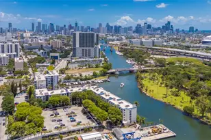 1700 NW N River Dr, Miami, FL 33125 - Photo 23