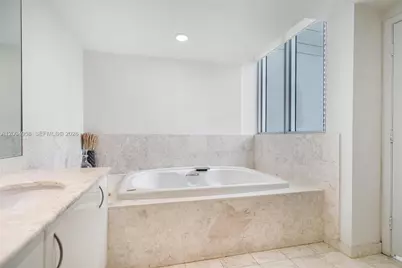 1331 Brickell Bay Dr #302, Miami, FL 33131 - Photo 17