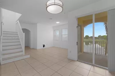 10012 NW 7th St #209, Miami, FL 33172 - Photo 11