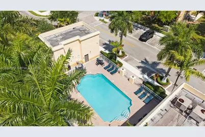 10012 NW 7th St #209, Miami, FL 33172 - Photo 45
