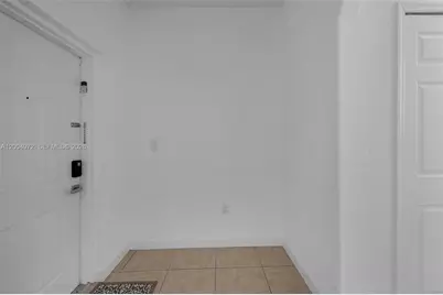 10012 NW 7th St #209, Miami, FL 33172 - Photo 7