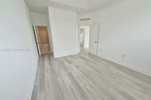 10012 NW 7th St, Miami, FL 33172 - Photo 41
