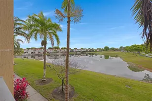 10012 NW 7th St, Miami, FL 33172 - Photo 25