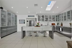 15540 SW 152nd Terrace, Miami, FL 33187 - Photo 5
