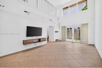 341 City View Dr, Fort Lauderdale, FL 33311 - Photo 1