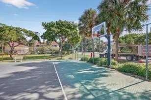 341 City View Dr, Fort Lauderdale, FL 33311 - Photo 59