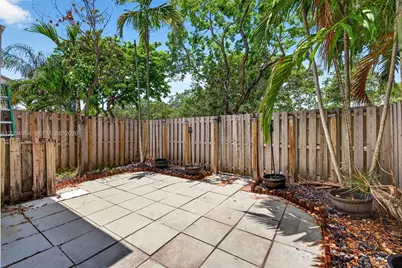 341 City View Dr, Fort Lauderdale, FL 33311 - Photo 43