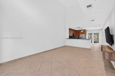 341 City View Dr, Fort Lauderdale, FL 33311 - Photo 7
